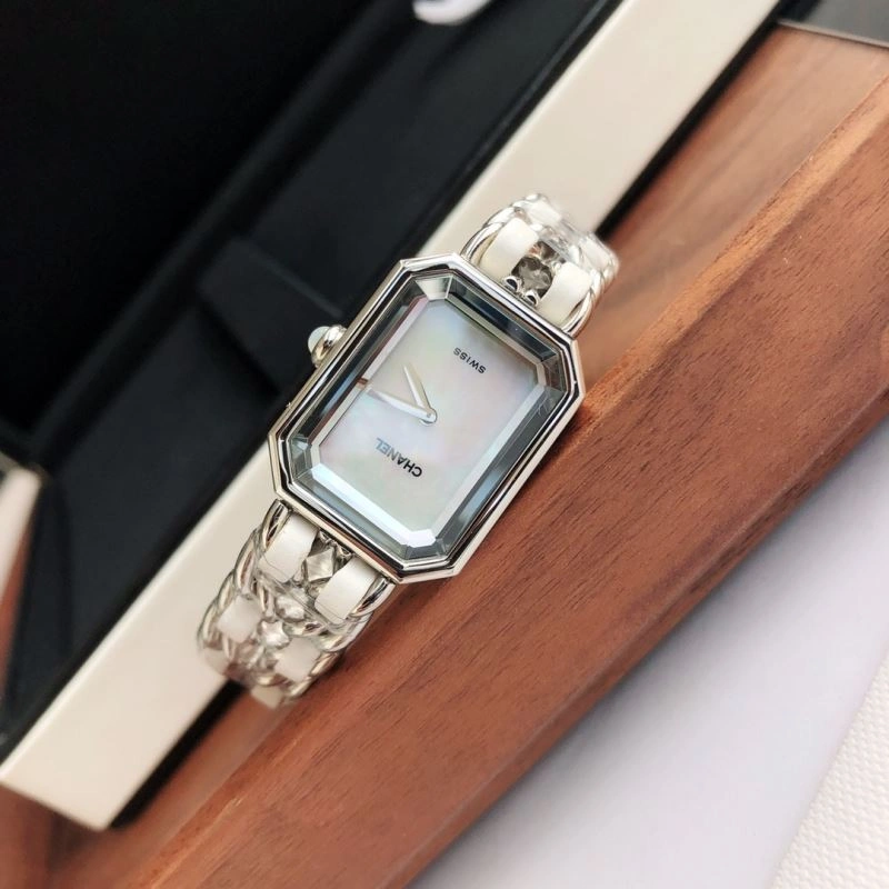 ModernLook CHANEL Watches 181203