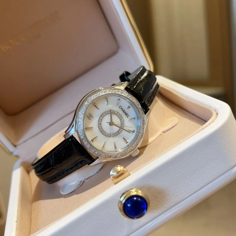 Flexible CHANEL Watches 181191