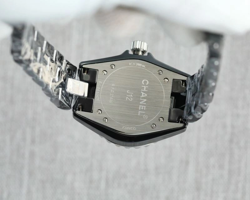 ZeroBulk CHANEL Watches 181186