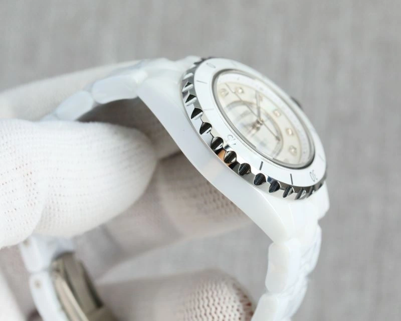 CHANEL Watches Modern 181185