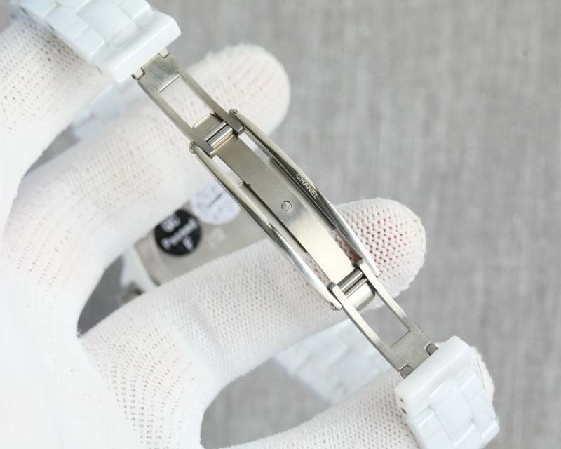 CHANEL Watches Modern 181185