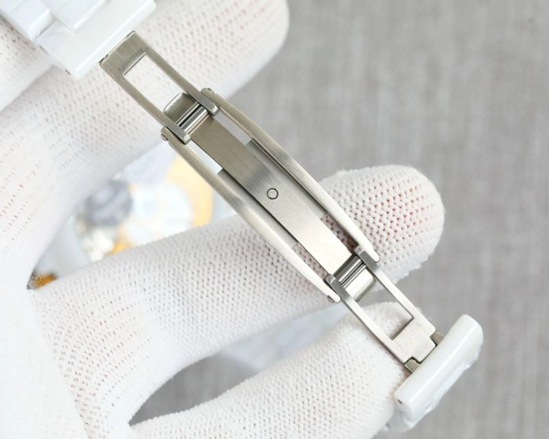 Premium CHANEL Watches 181184