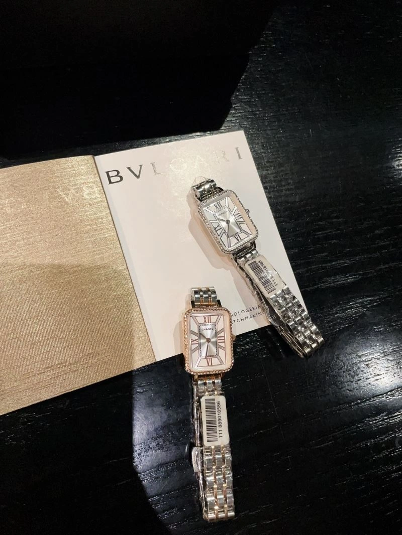 Sleek CHANEL Watches 181180