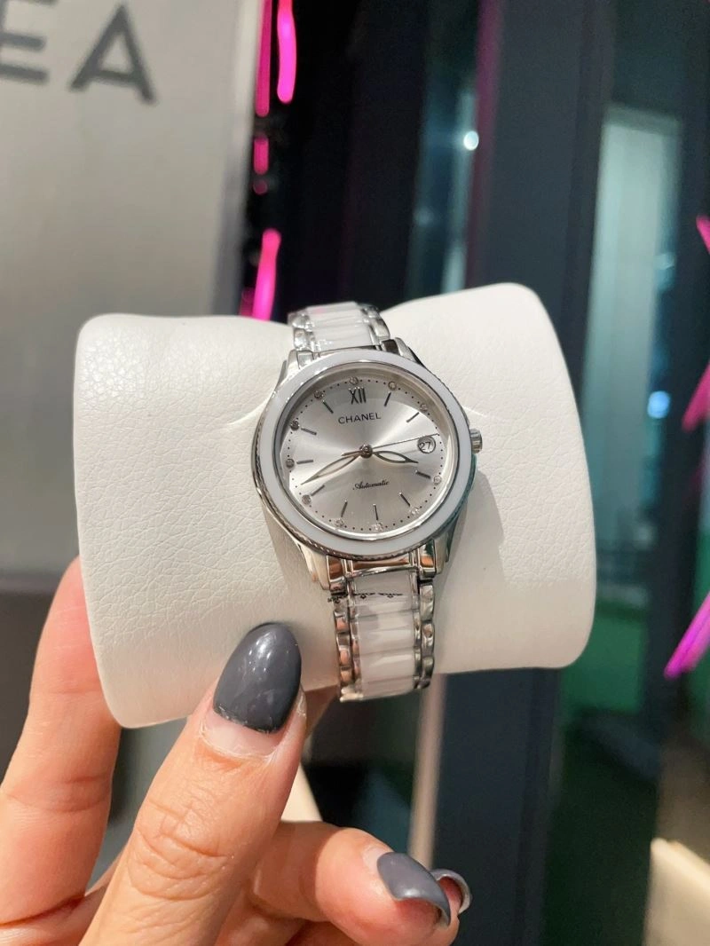 CHANEL Watches DailyWear 181175