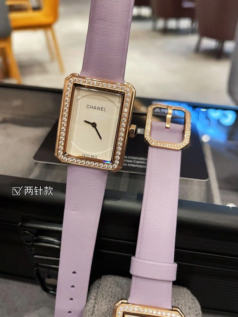 Contemporary CHANEL Watches 181165