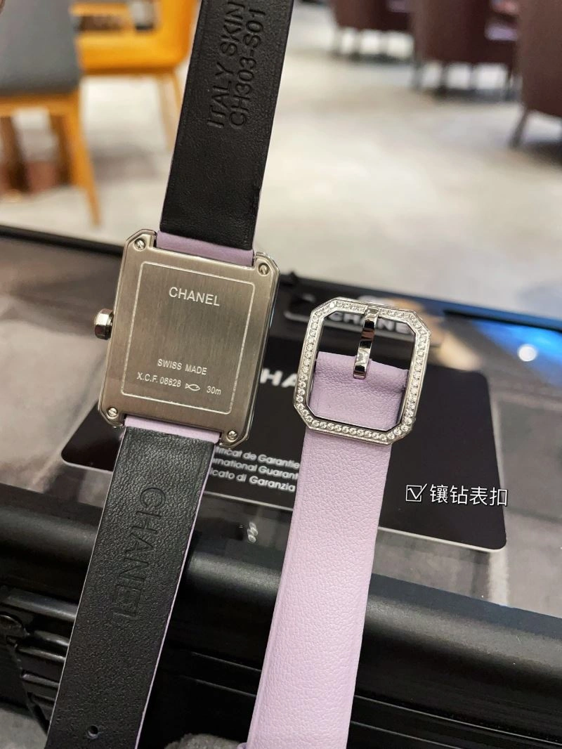 Contemporary CHANEL Watches 181165