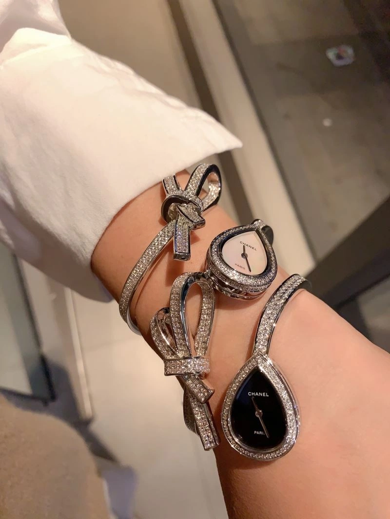 Youthful CHANEL Watches 181152