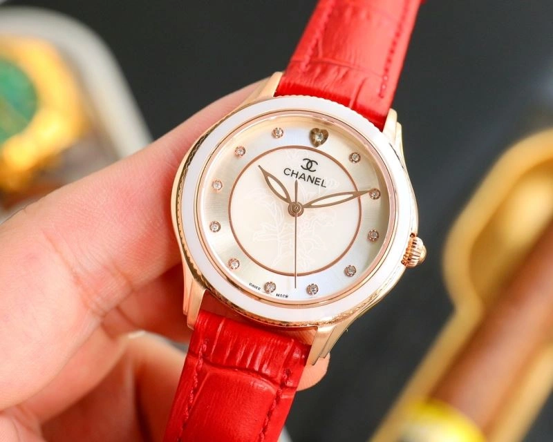 Versatile CHANEL Watches 181168