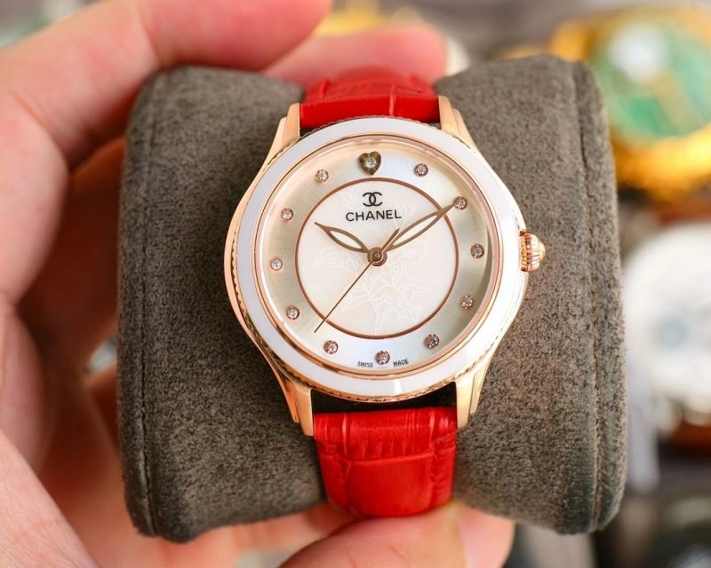 Versatile CHANEL Watches 181168