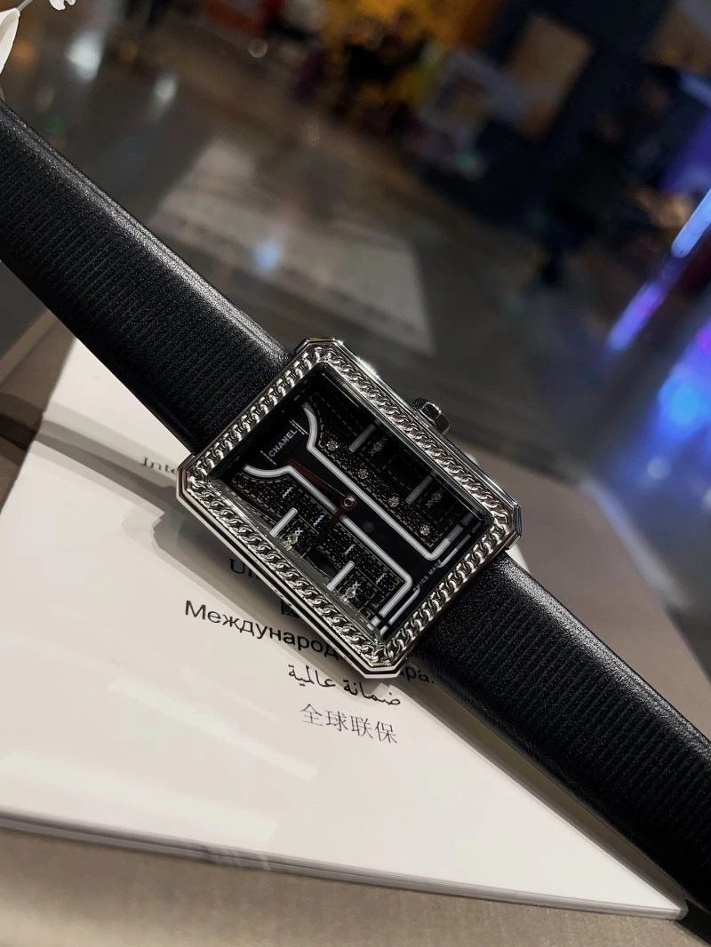 CHANEL Watches Fashionable 181163