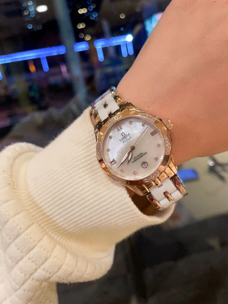Attractive CHANEL Watches 181410