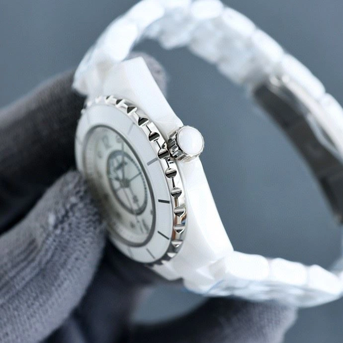 CHANEL Watches Snug 181416