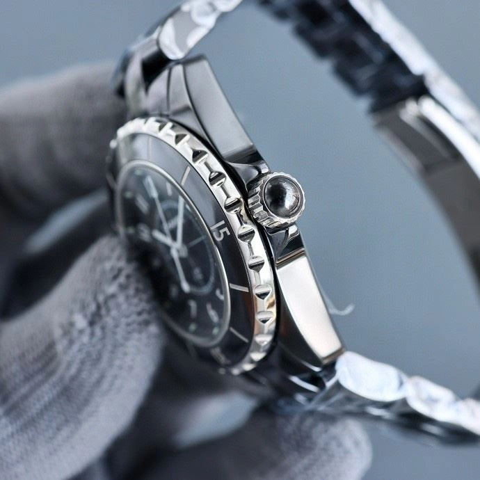 Flexible CHANEL Watches 181401
