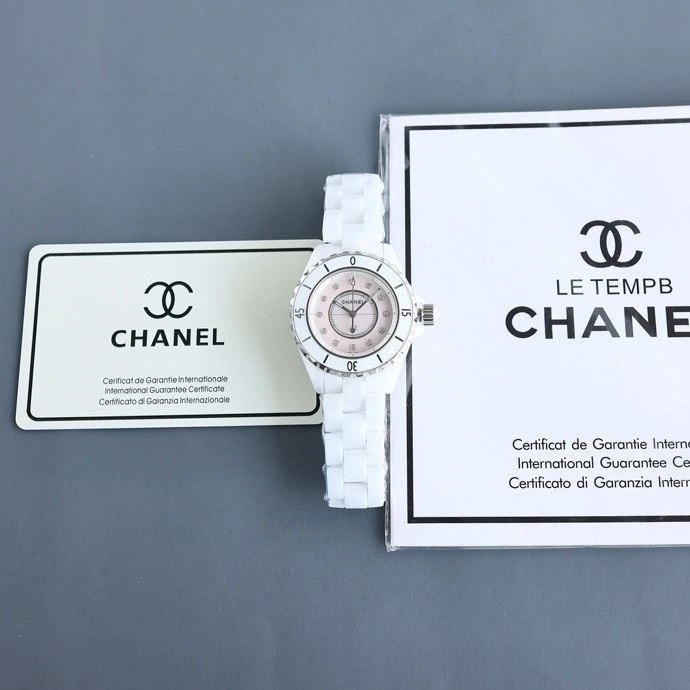 Refined CHANEL Watches 181412