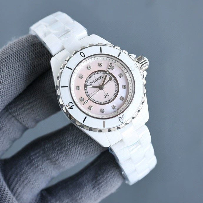 Refined CHANEL Watches 181412