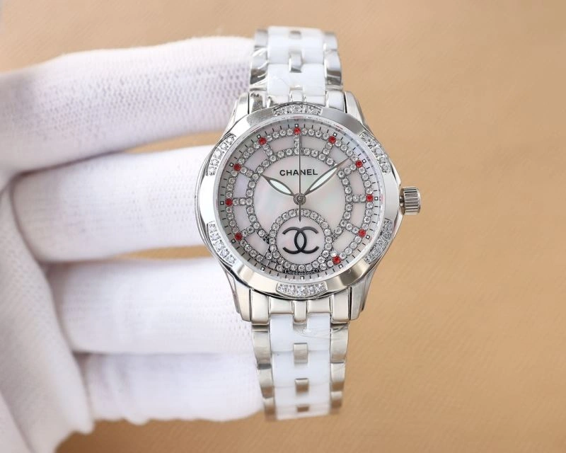 RelaxedFit CHANEL Watches 181414