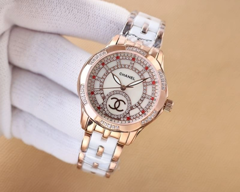 RelaxedFit CHANEL Watches 181414