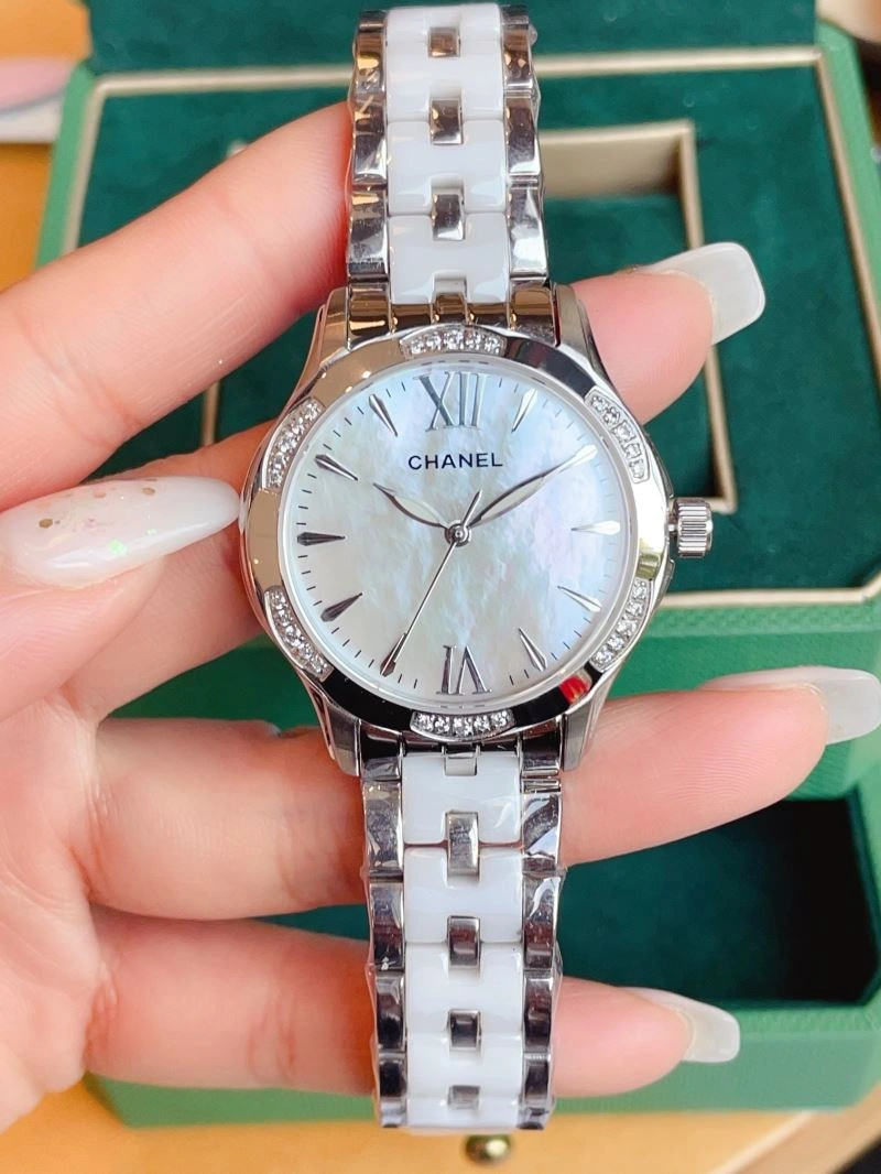 CHANEL Watches Comfortable 181397