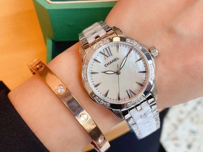 CHANEL Watches Comfortable 181397
