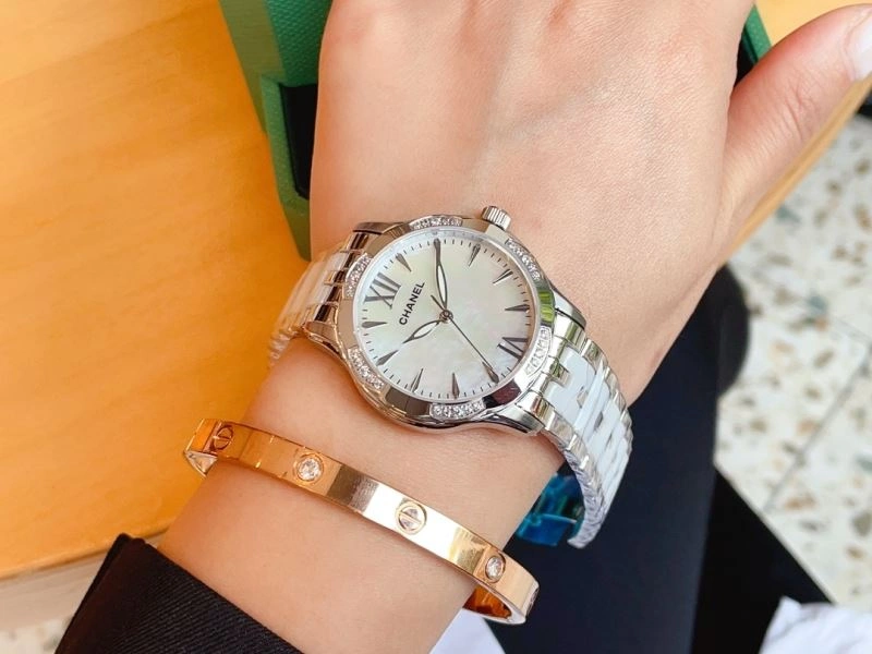 CHANEL Watches Comfortable 181397