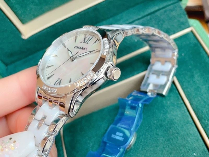 CHANEL Watches Comfortable 181397
