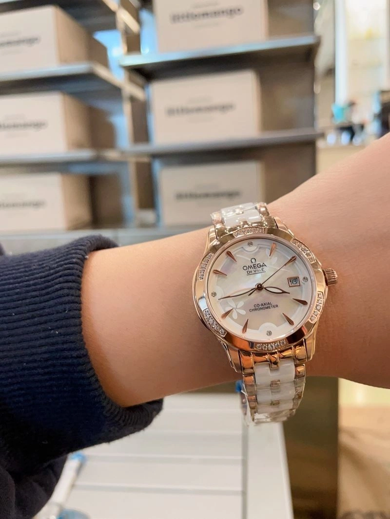 SunProtective CHANEL Watches 181407