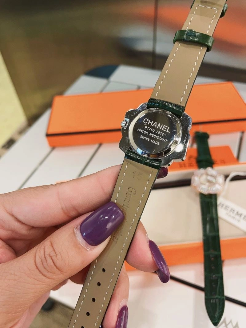 Lightweight CHANEL Watches 181408