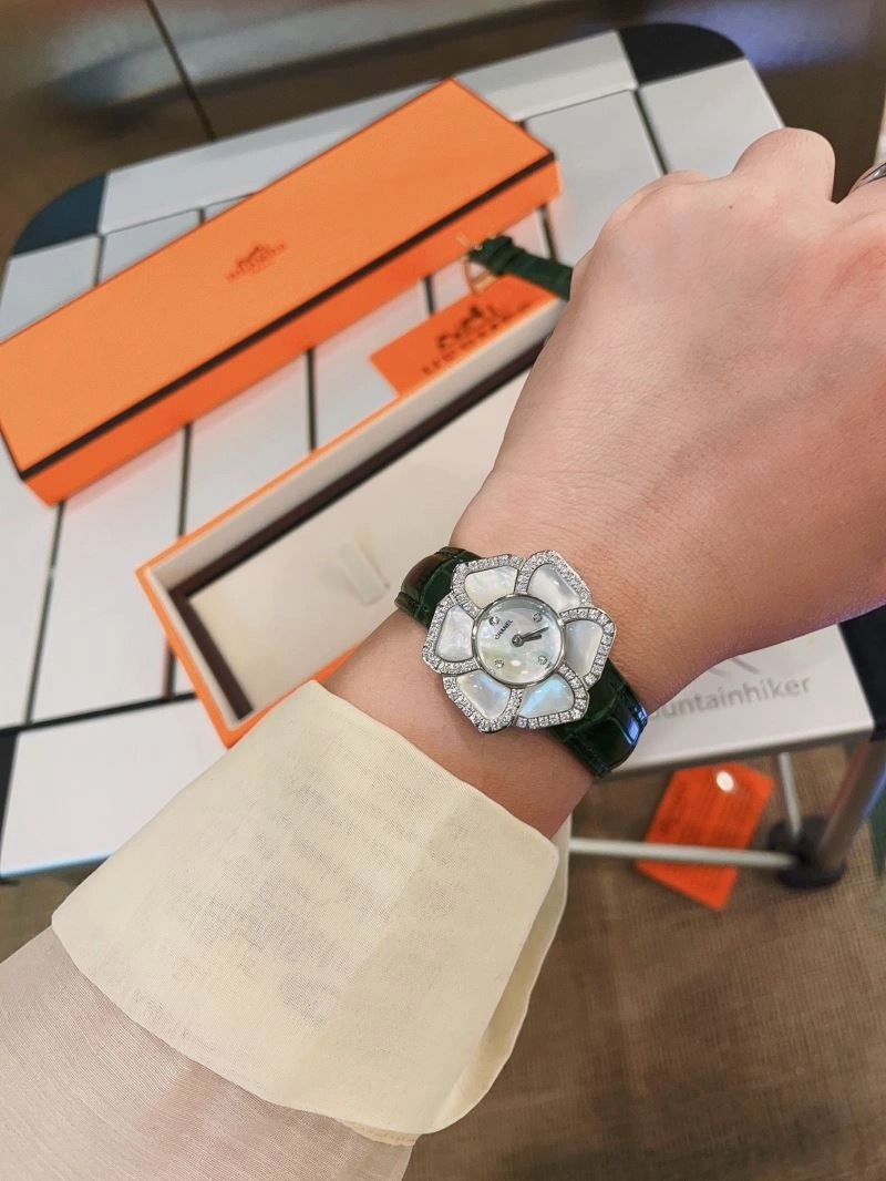 Lightweight CHANEL Watches 181408