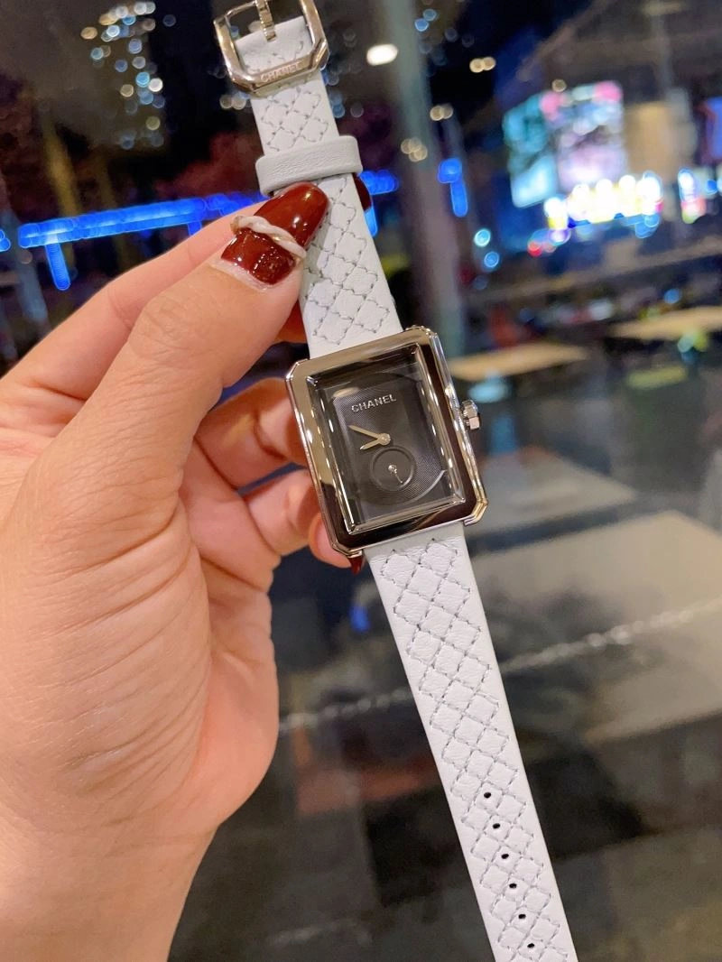 SmartChoice CHANEL Watches 181403
