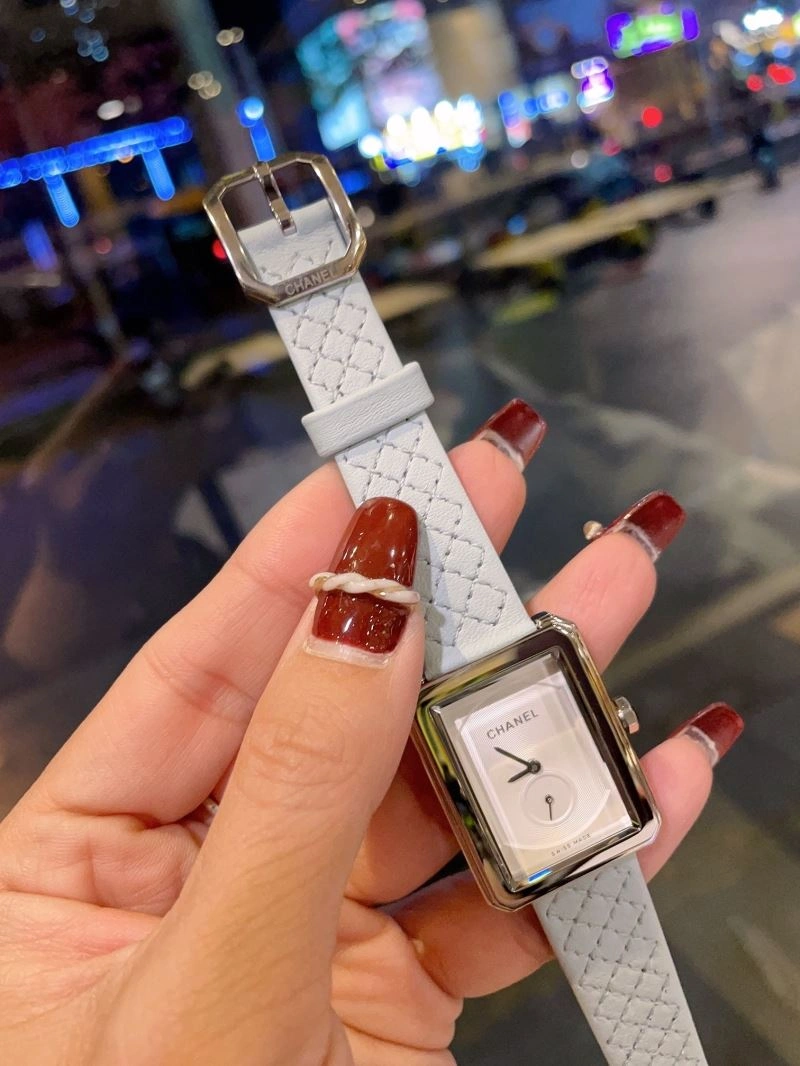 SmartChoice CHANEL Watches 181403