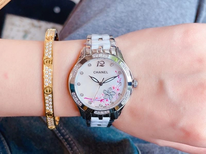 FastDry CHANEL Watches 181389