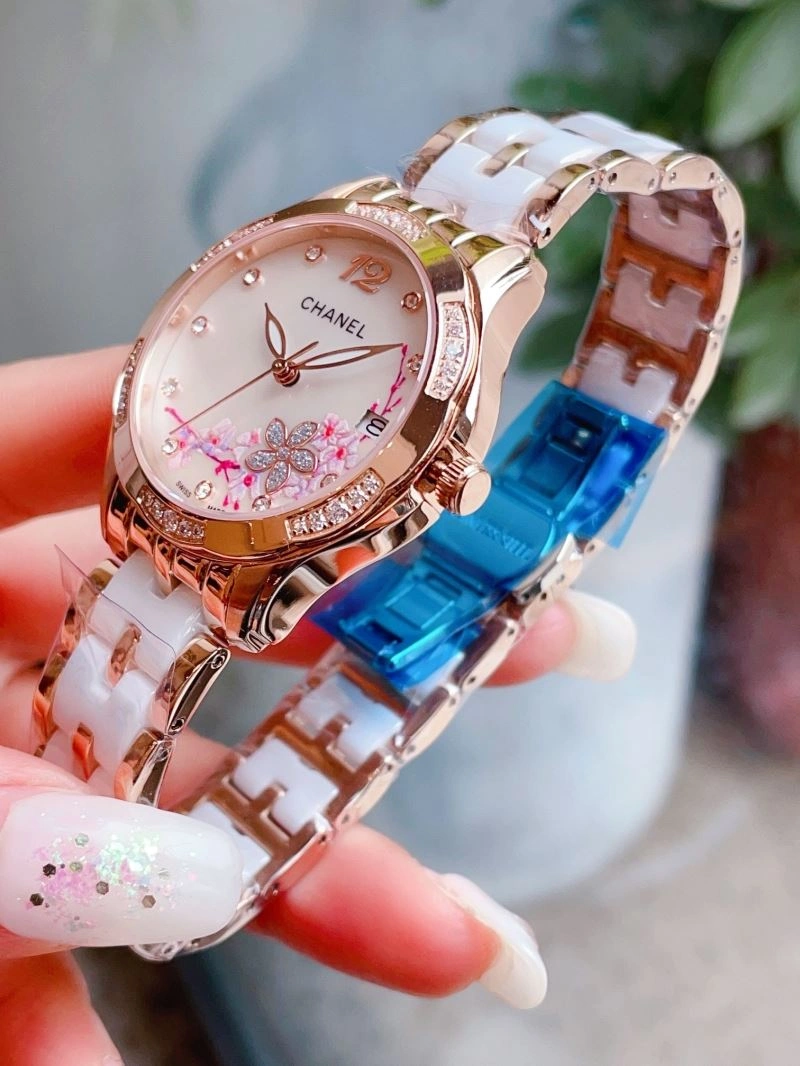 Tailored CHANEL Watches 181387