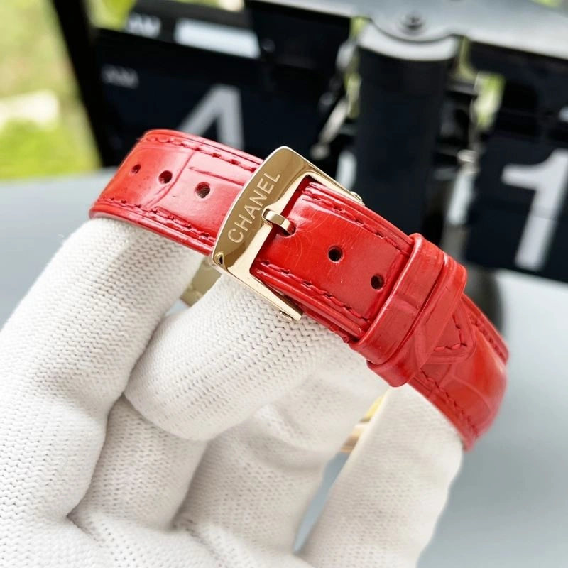 FreshLook CHANEL Watches 181366