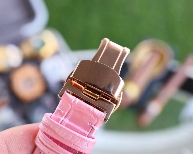 Thermal CHANEL Watches 181383