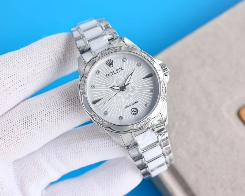 Bold CHANEL Watches 181376