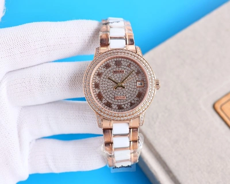 Versatile CHANEL Watches 181374