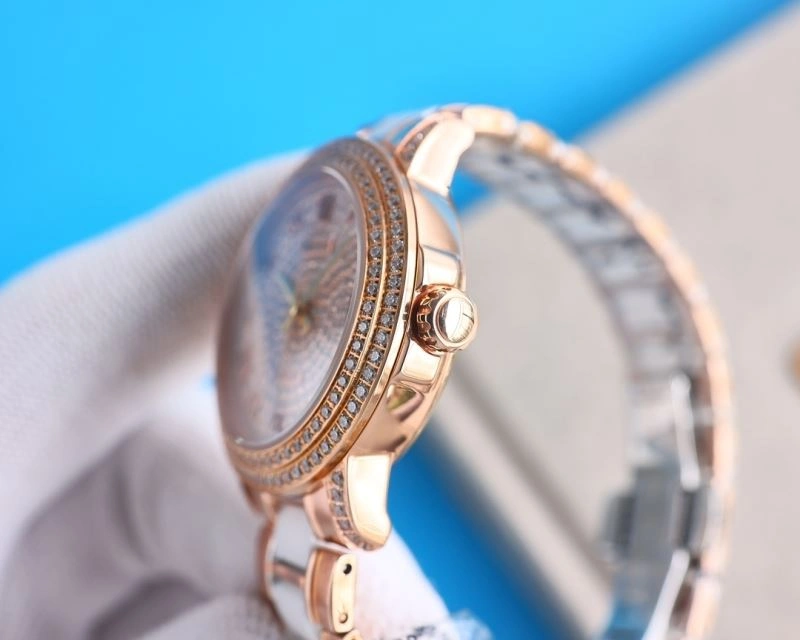 Versatile CHANEL Watches 181374