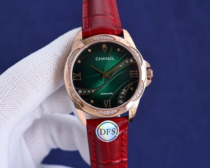 UrbanChic CHANEL Watches 181384