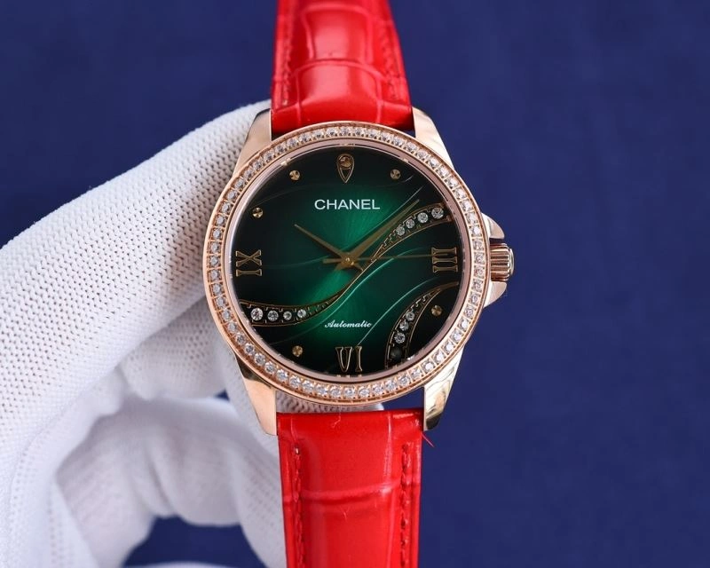 UrbanChic CHANEL Watches 181384