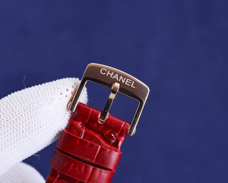 UrbanChic CHANEL Watches 181384