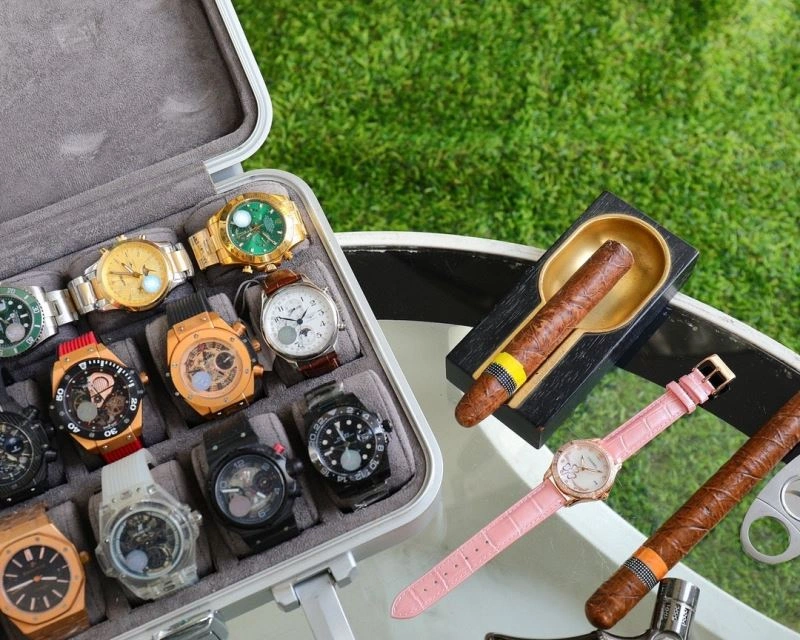 Lightweight CHANEL Watches 181355