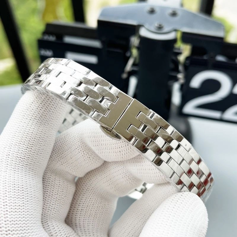 Youthful CHANEL Watches 181352
