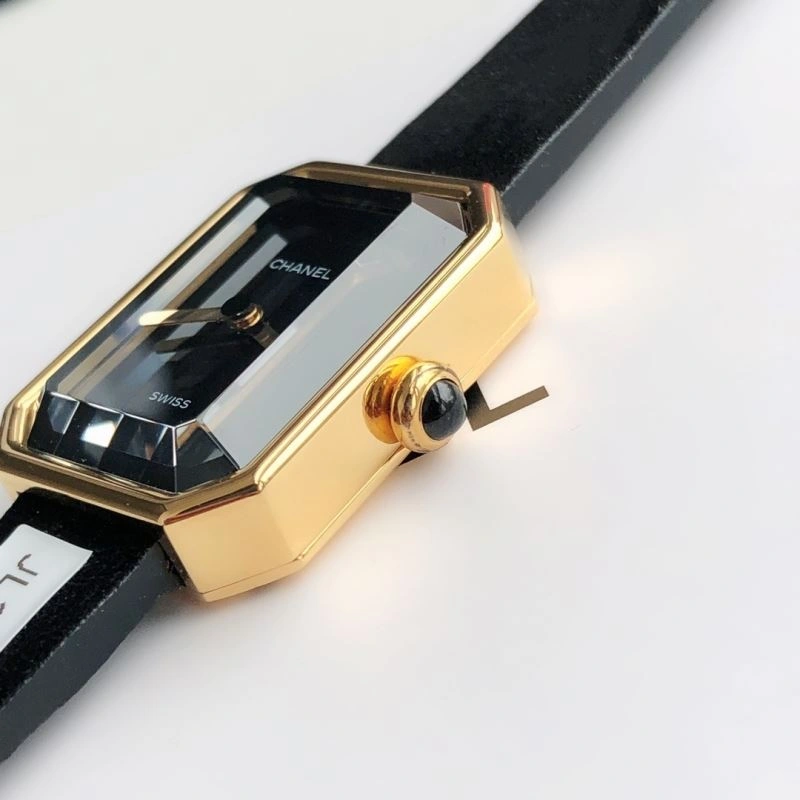 OdorResistant CHANEL Watches 181351