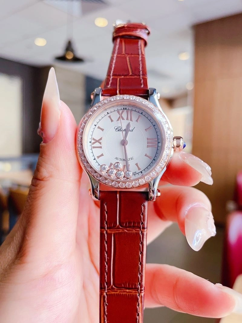 Attractive CHOPARD Watches 182035