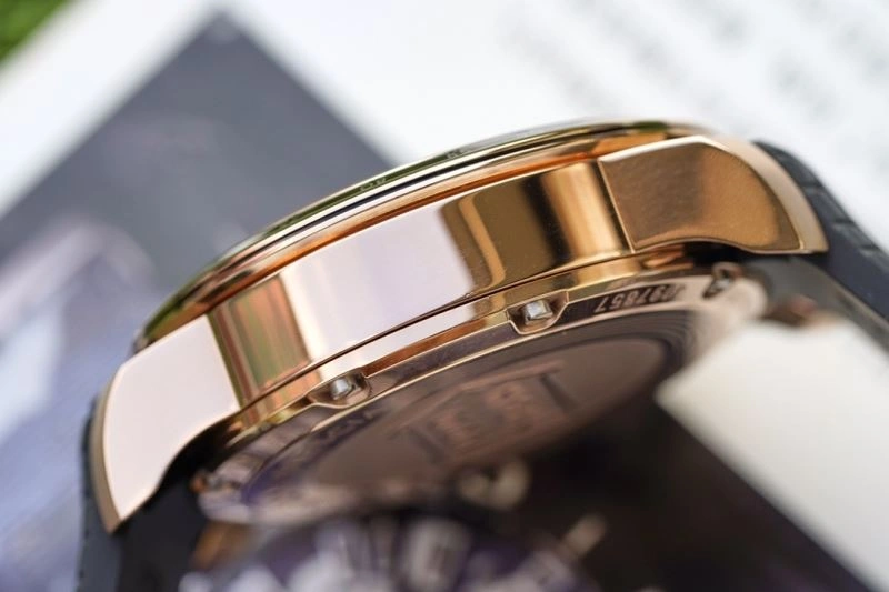 Lightweight CHOPARD Watches 181978