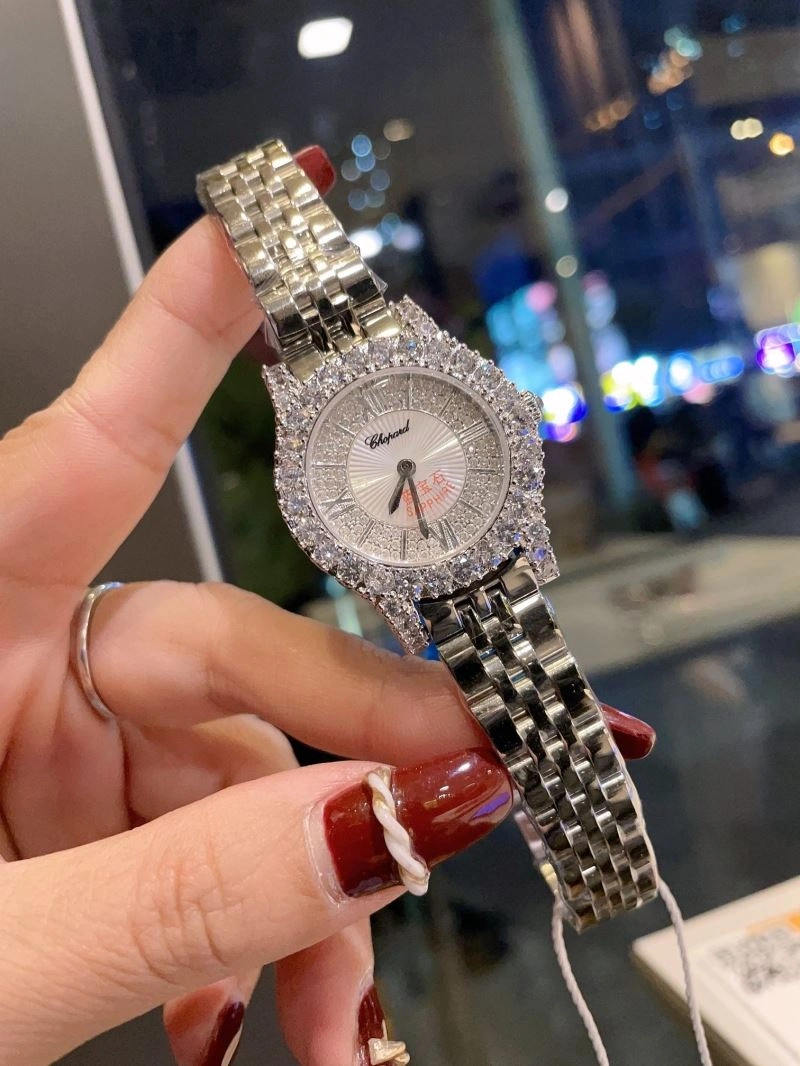 Elegant CHOPARD Watches 181952