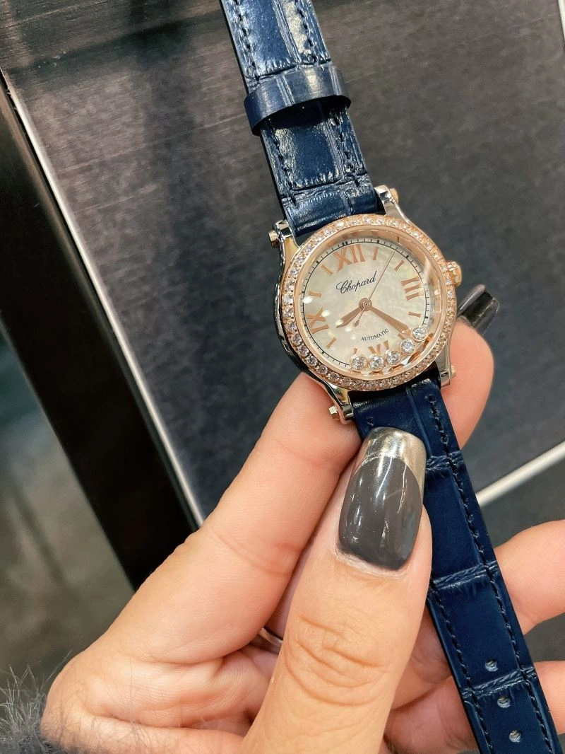 CHOPARD Watches Sleek 181930