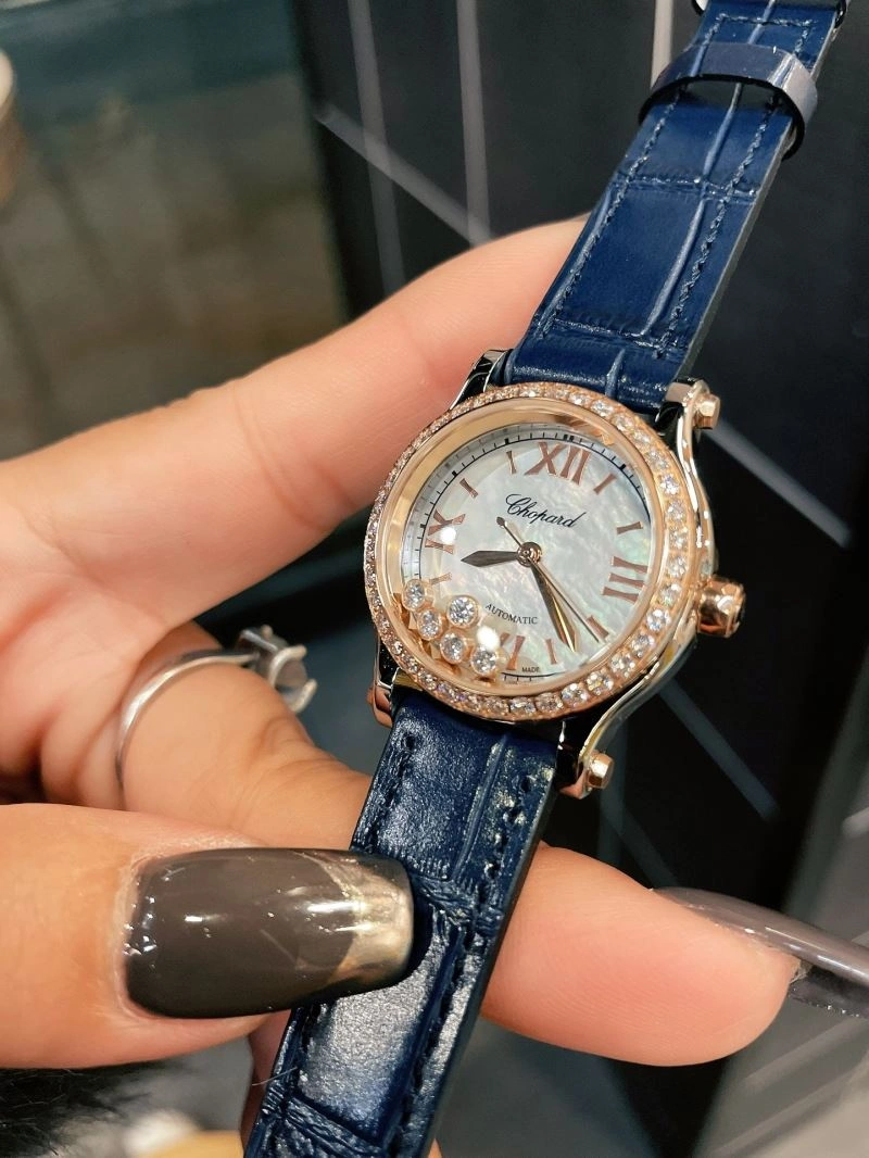 CHOPARD Watches Sleek 181930