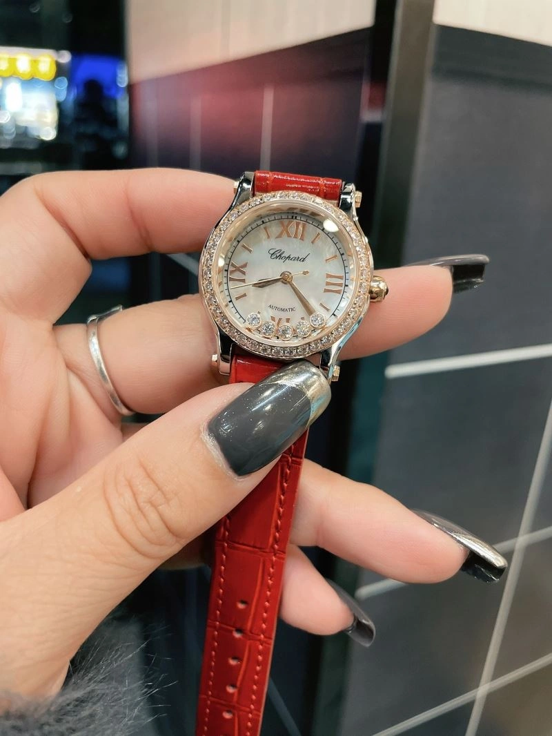Fashionable CHOPARD Watches 181923