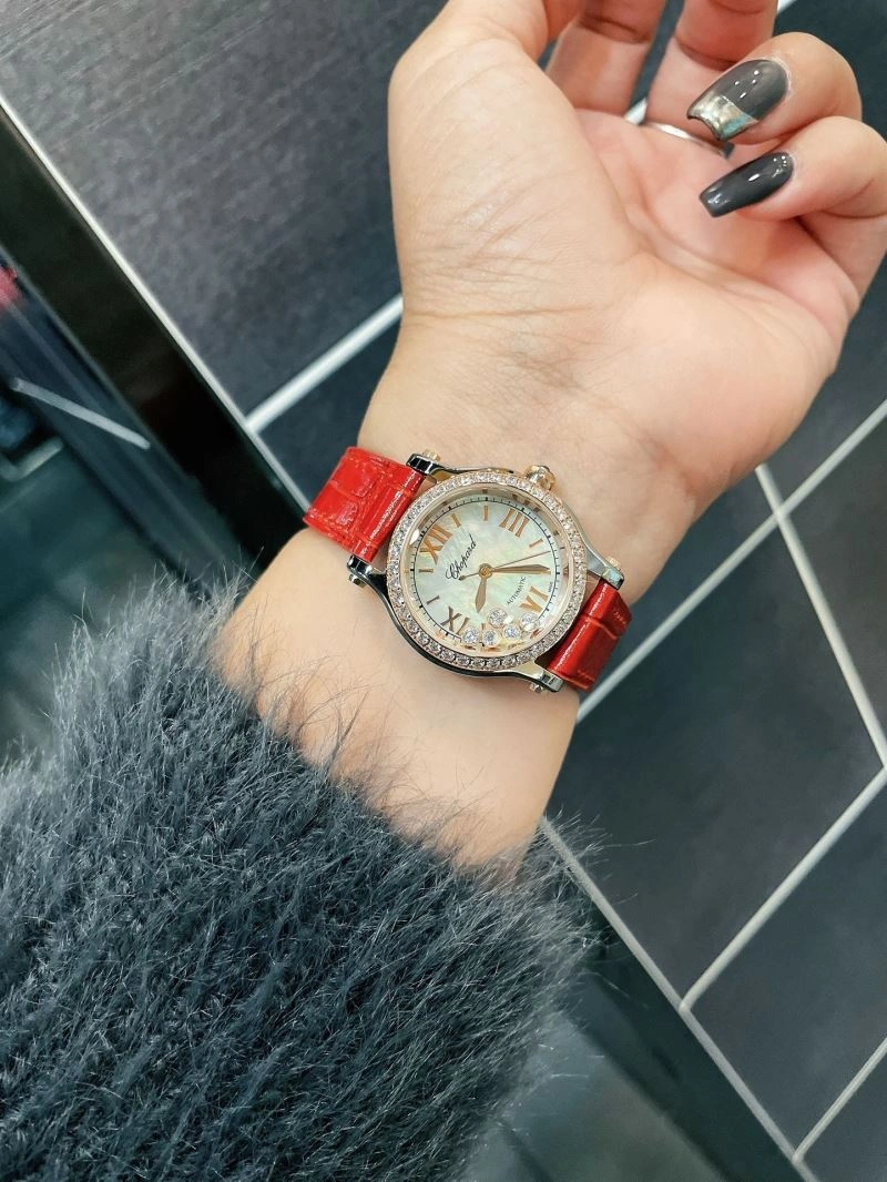 Fashionable CHOPARD Watches 181923